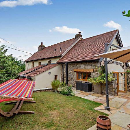 St Helens Chapel Cottage Кройд Экстерьер фото