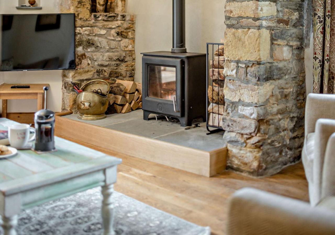 St Helens Chapel Cottage Кройд Экстерьер фото